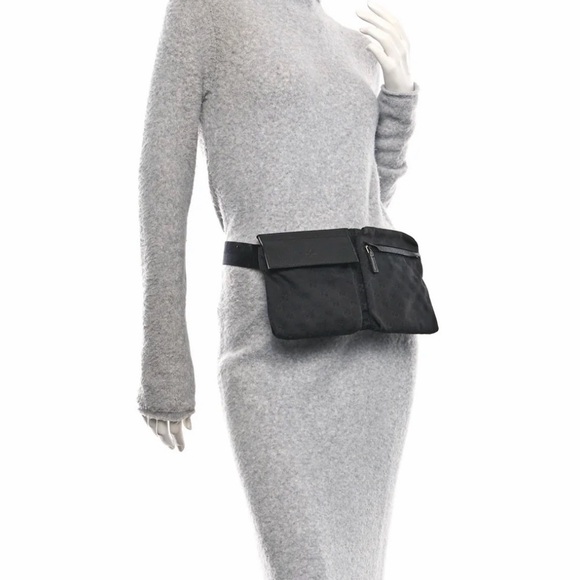 Gucci Black Crossbody Bum Bag - Picture 2 of 6